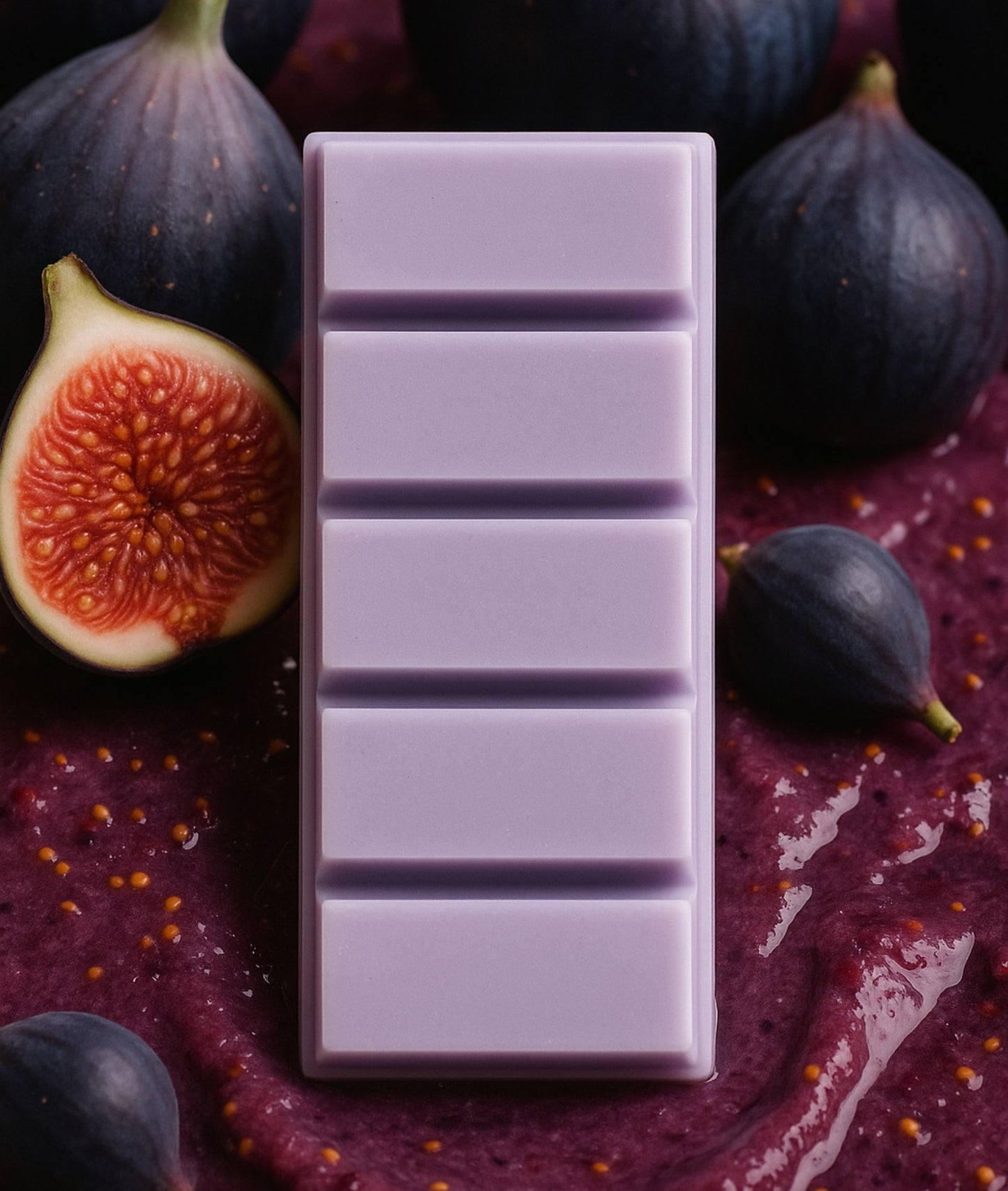 Aroma tart artigianale in cera di soia profumata al fico nero e vetiver, con forma elegante a blocco facilmente divisibile
