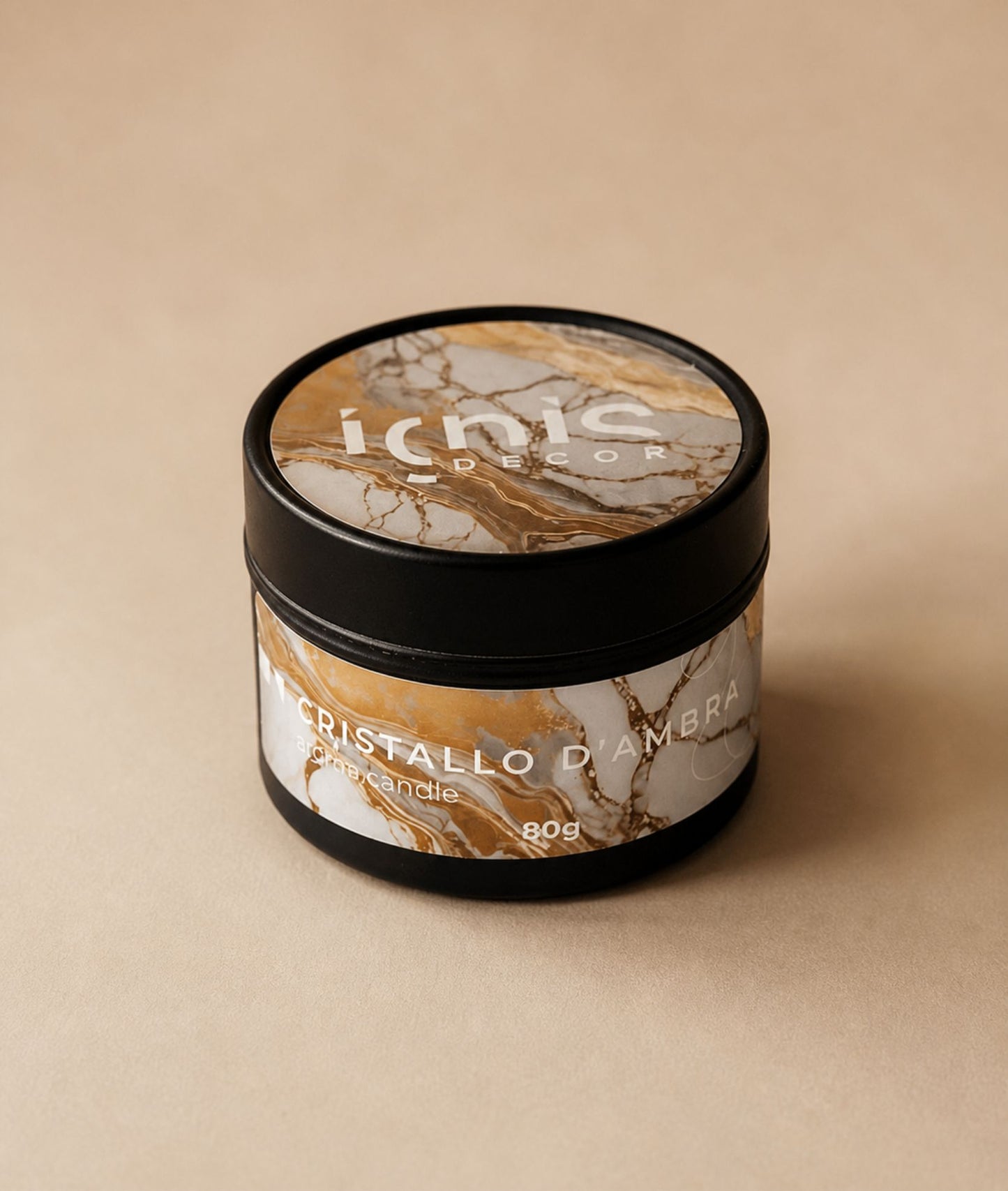 Candela profumata artigianale in cera di soia Midnight Cristallo d’Ambra da 80g con stoppino in legno, Ignis Decor.